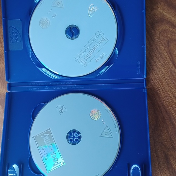 Disney Pocahontas DVD - Picture 4 of 5